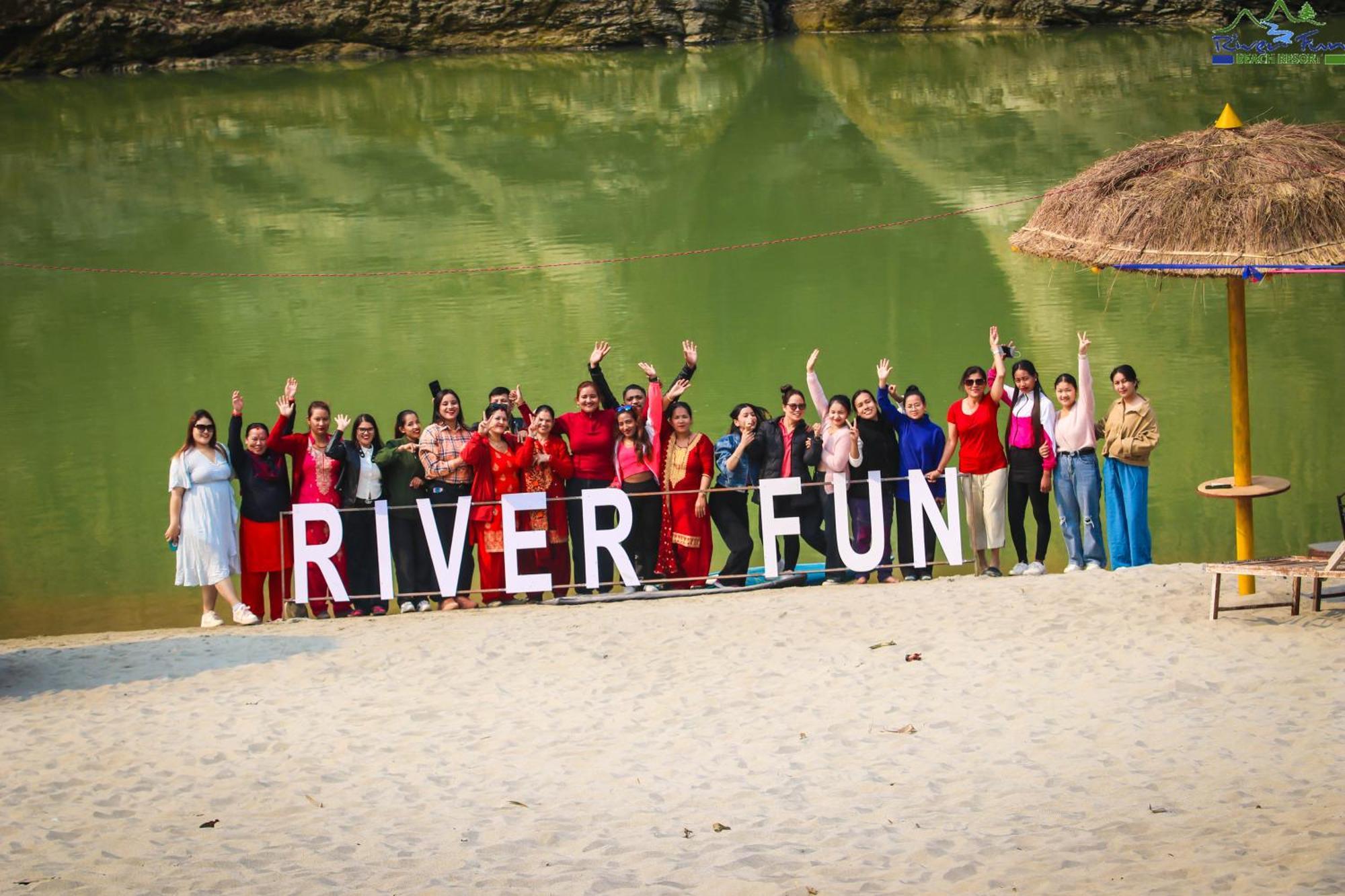River Fun Beach Resort Gorkhā Exterior foto